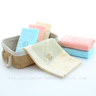 China Custom Jacquard kitchen towels bulk wholesale Manufacturer